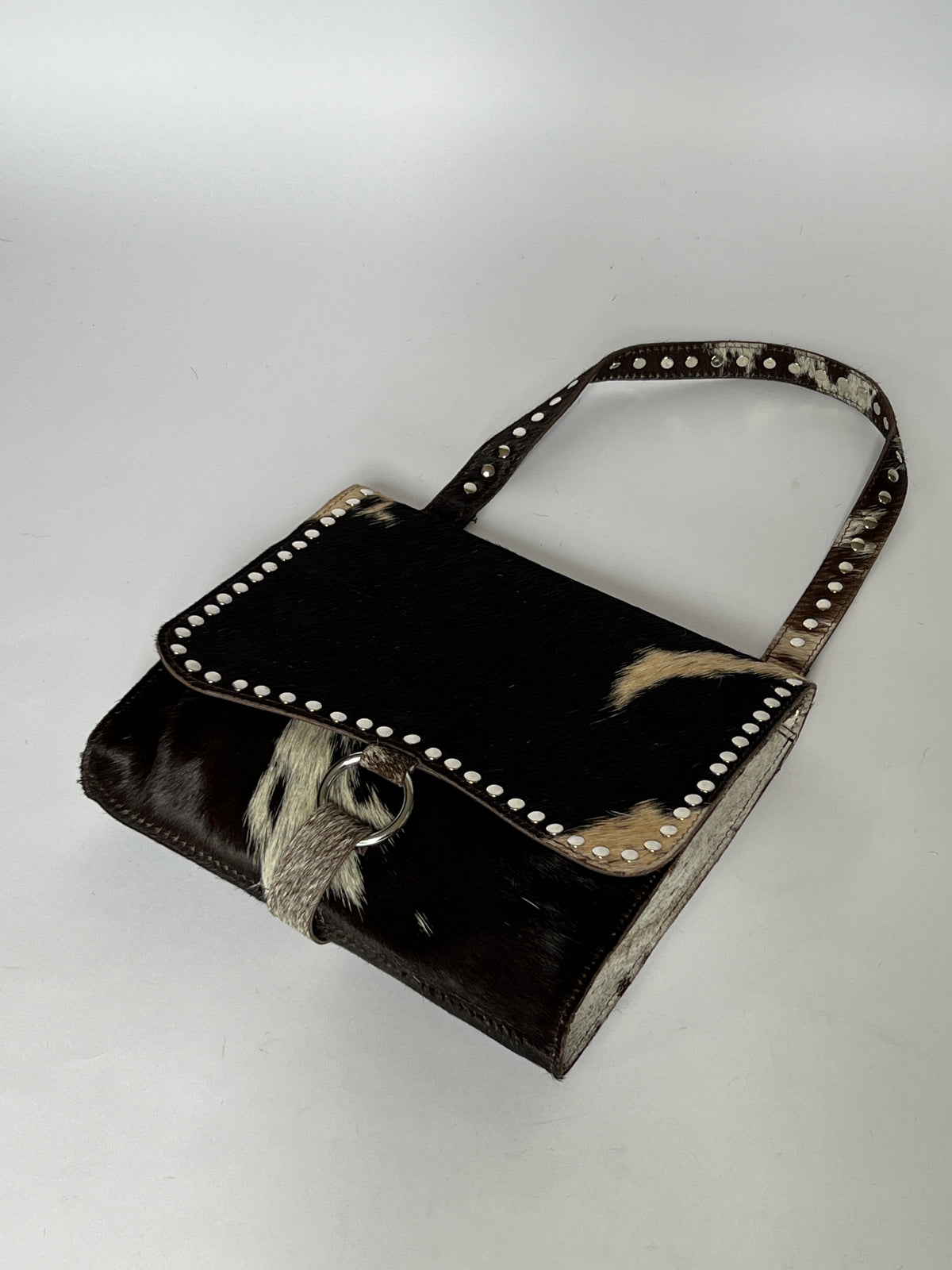 Cowhide 8/10