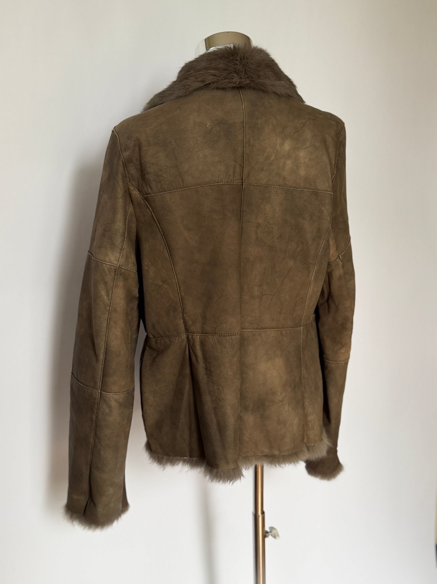 Fur Coat 100 (S/M)