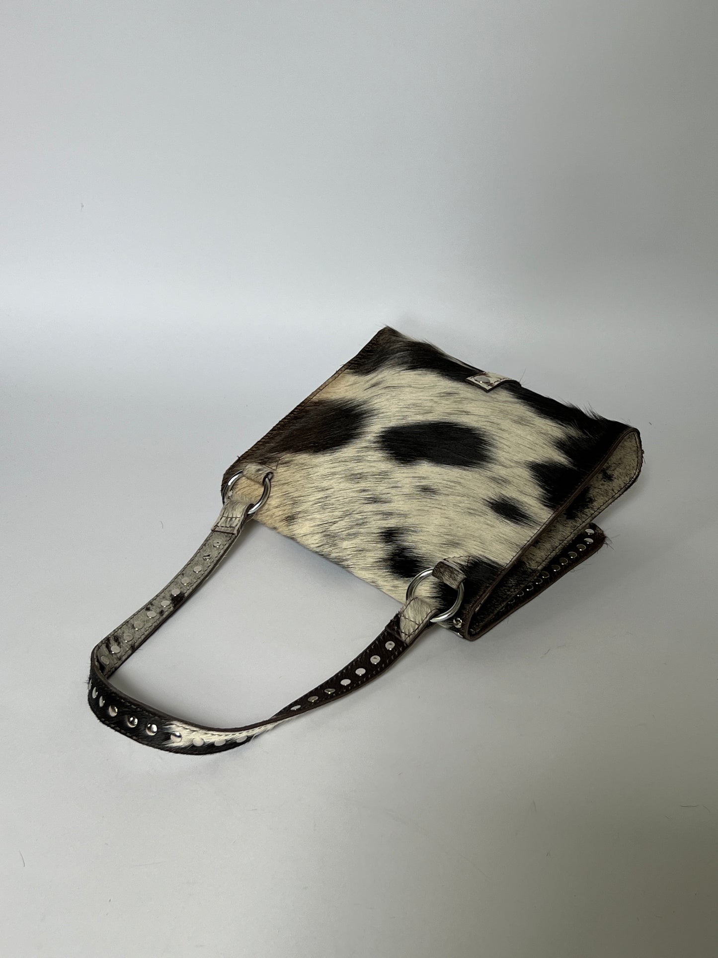 Cowhide 7/10