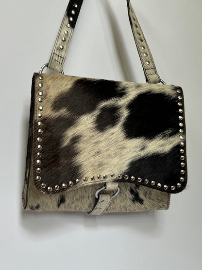 Cowhide 7/10