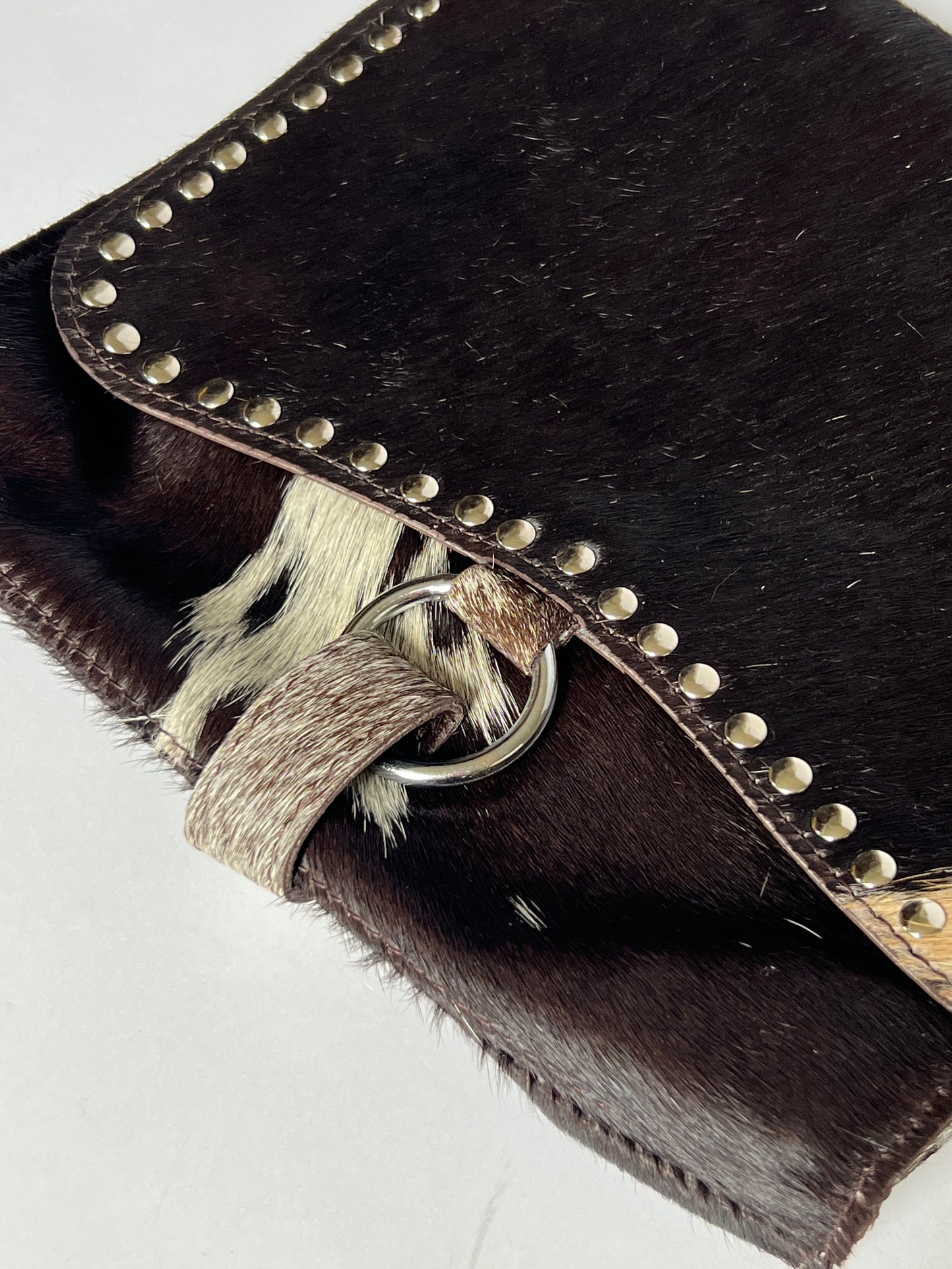 Cowhide 8/10