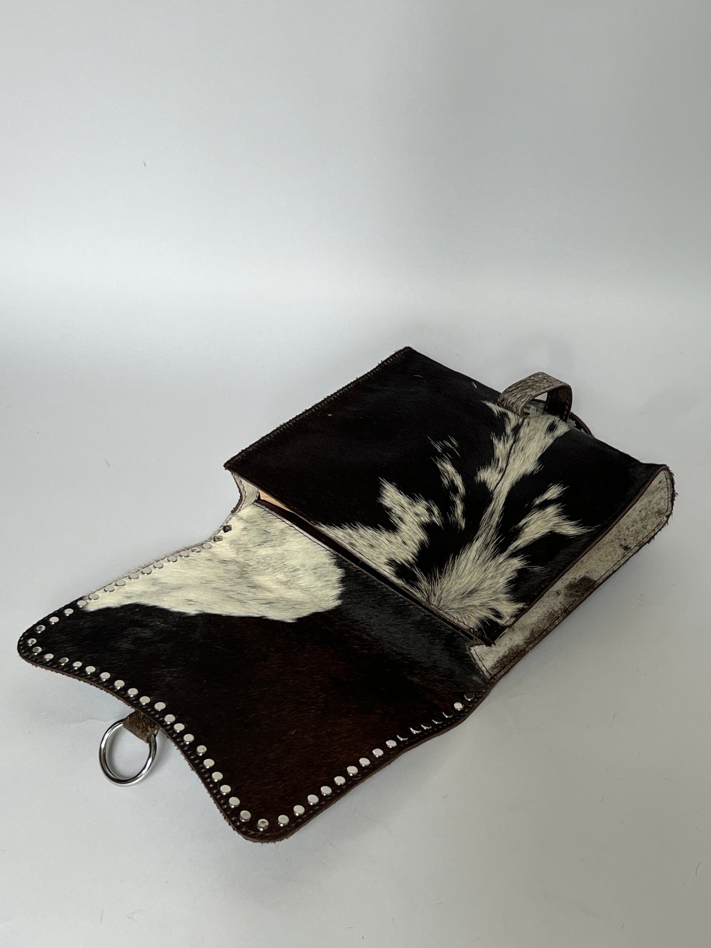 Cowhide 8/10
