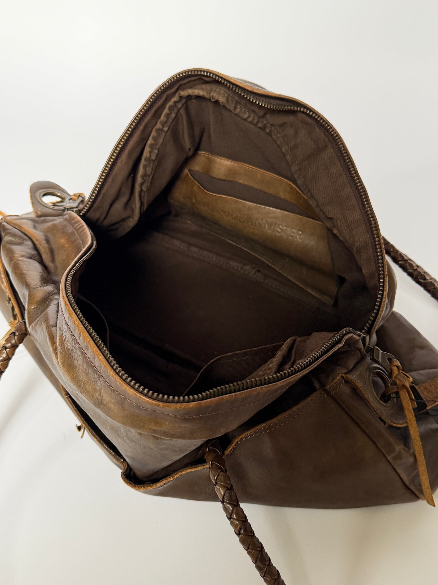 AlfredBANNISTER Patina Leather Shoulder Bag