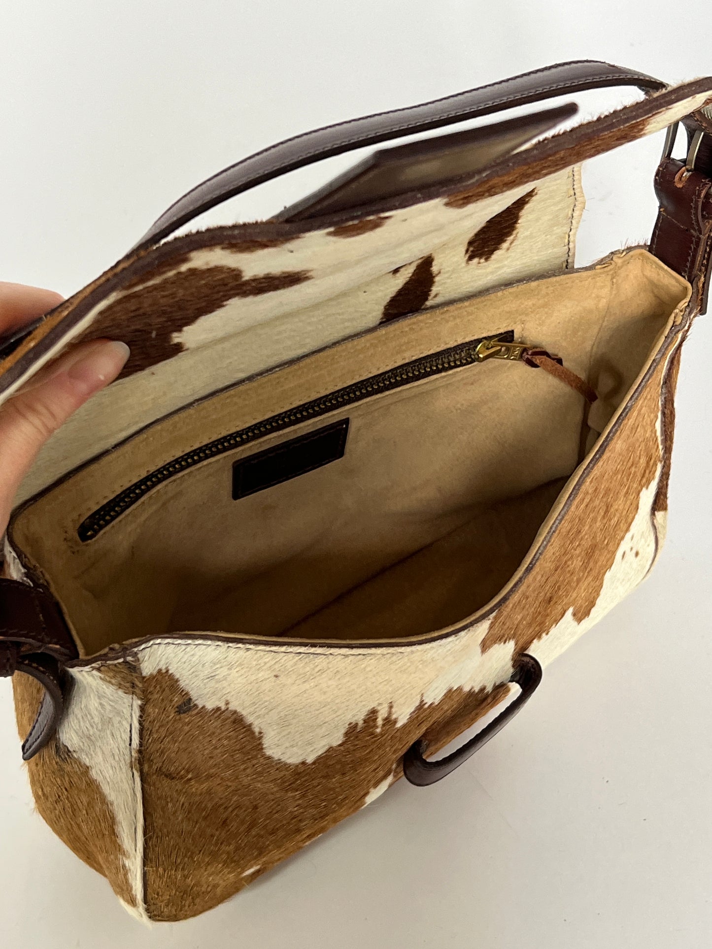 Y2K Cow Shoulder Bag