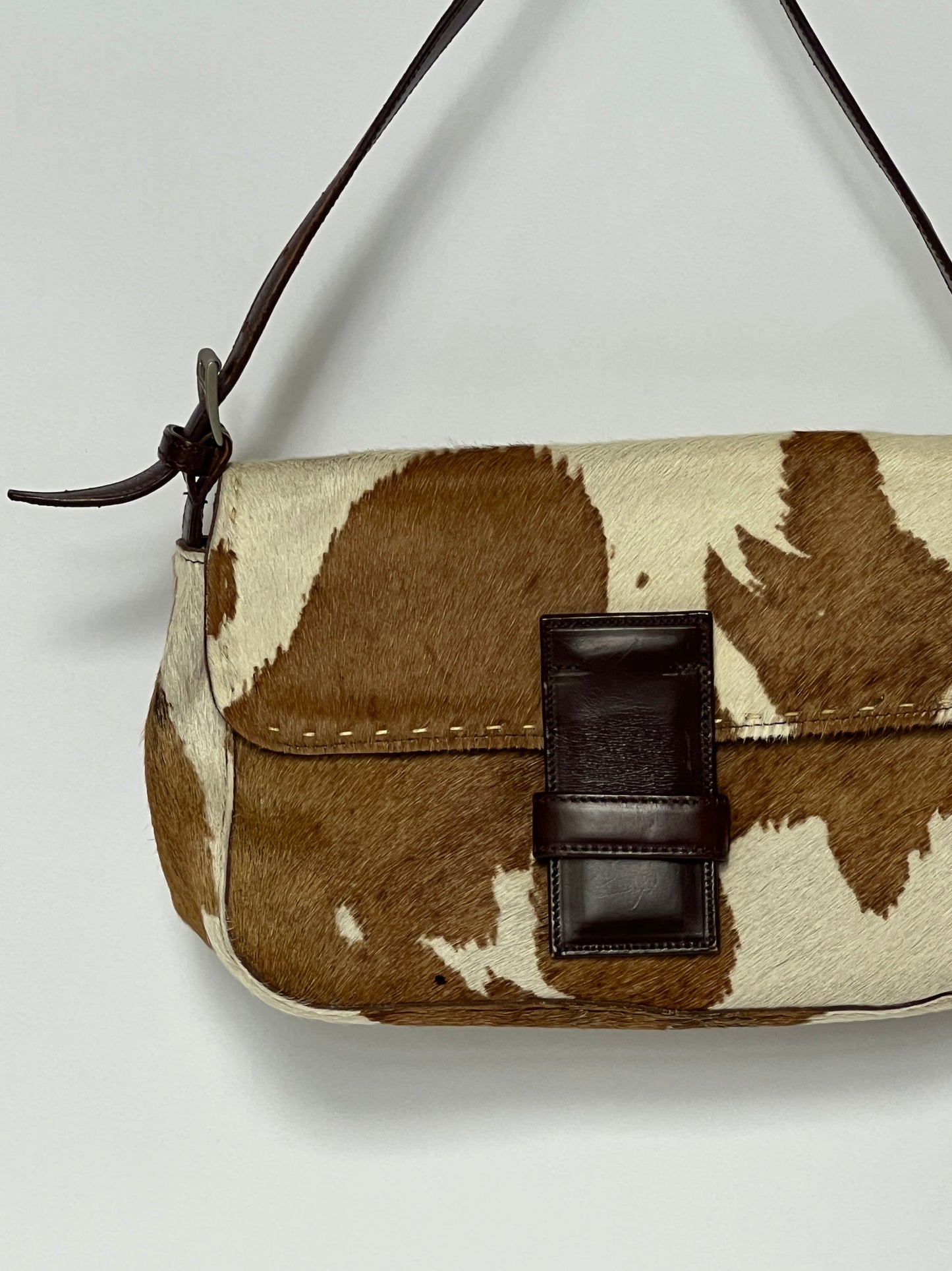Y2K Cow Shoulder Bag