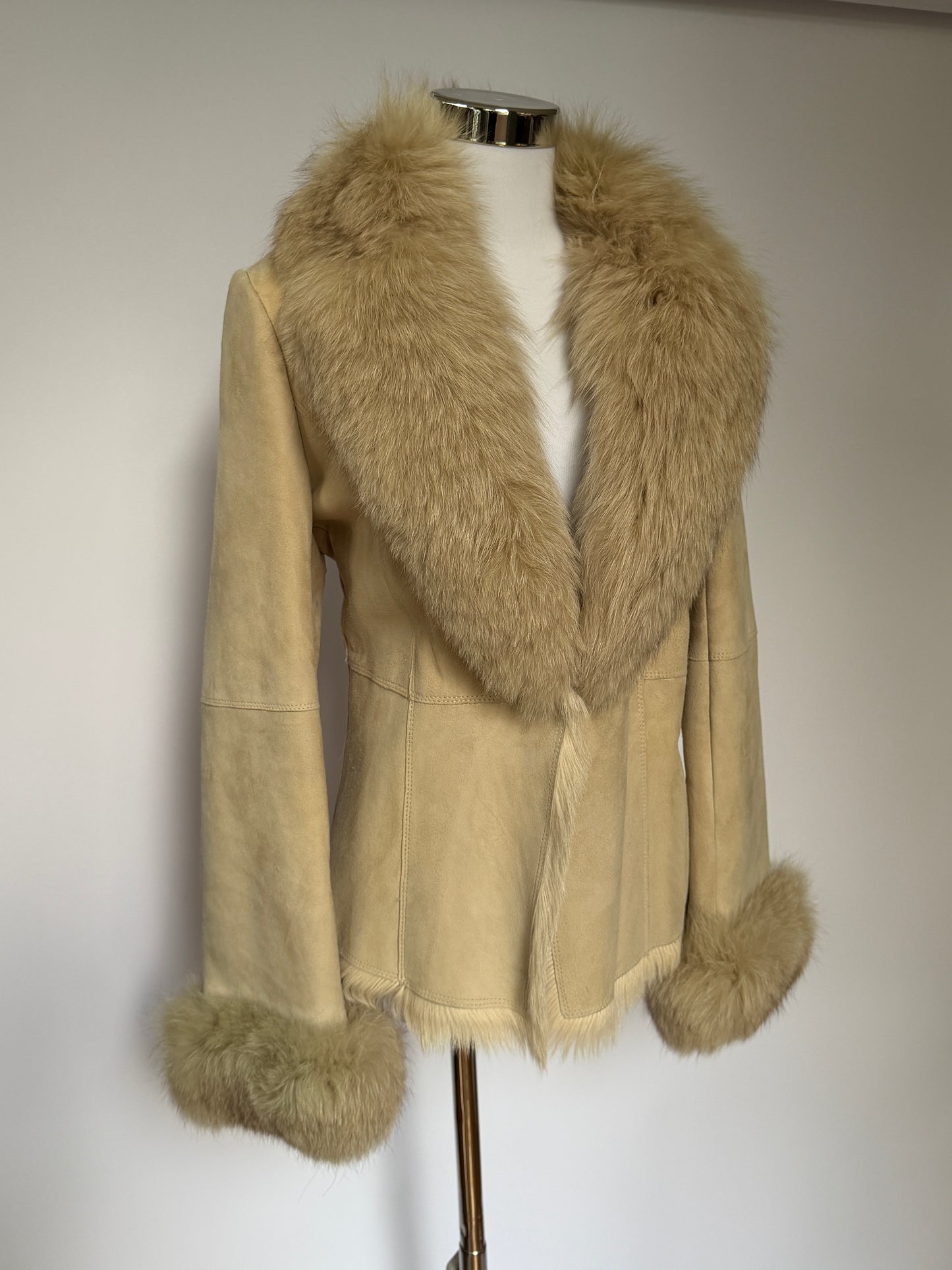 Fur Coat 057 (S/M)