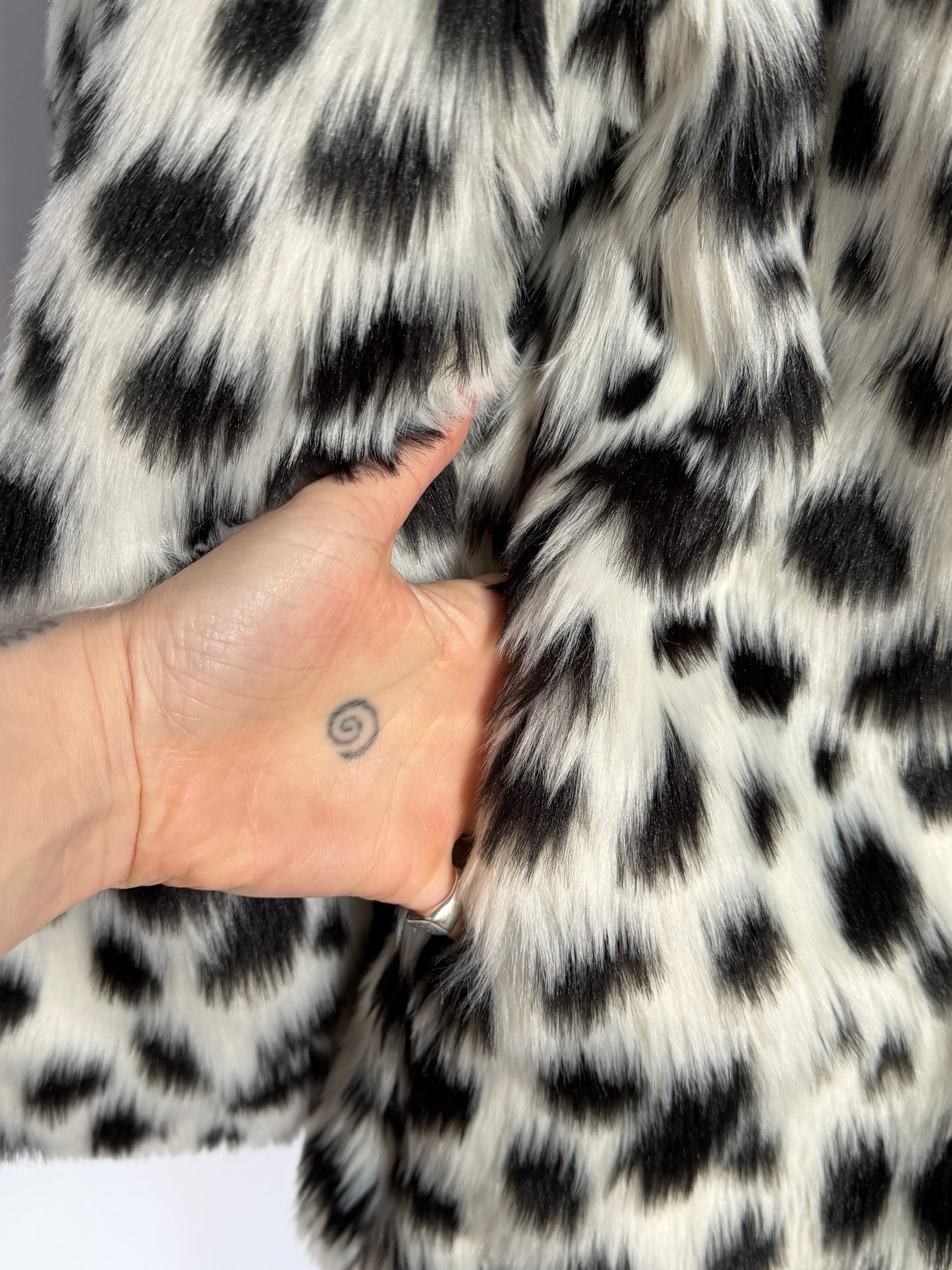 Faux Fur Coat 062 (L/XL)