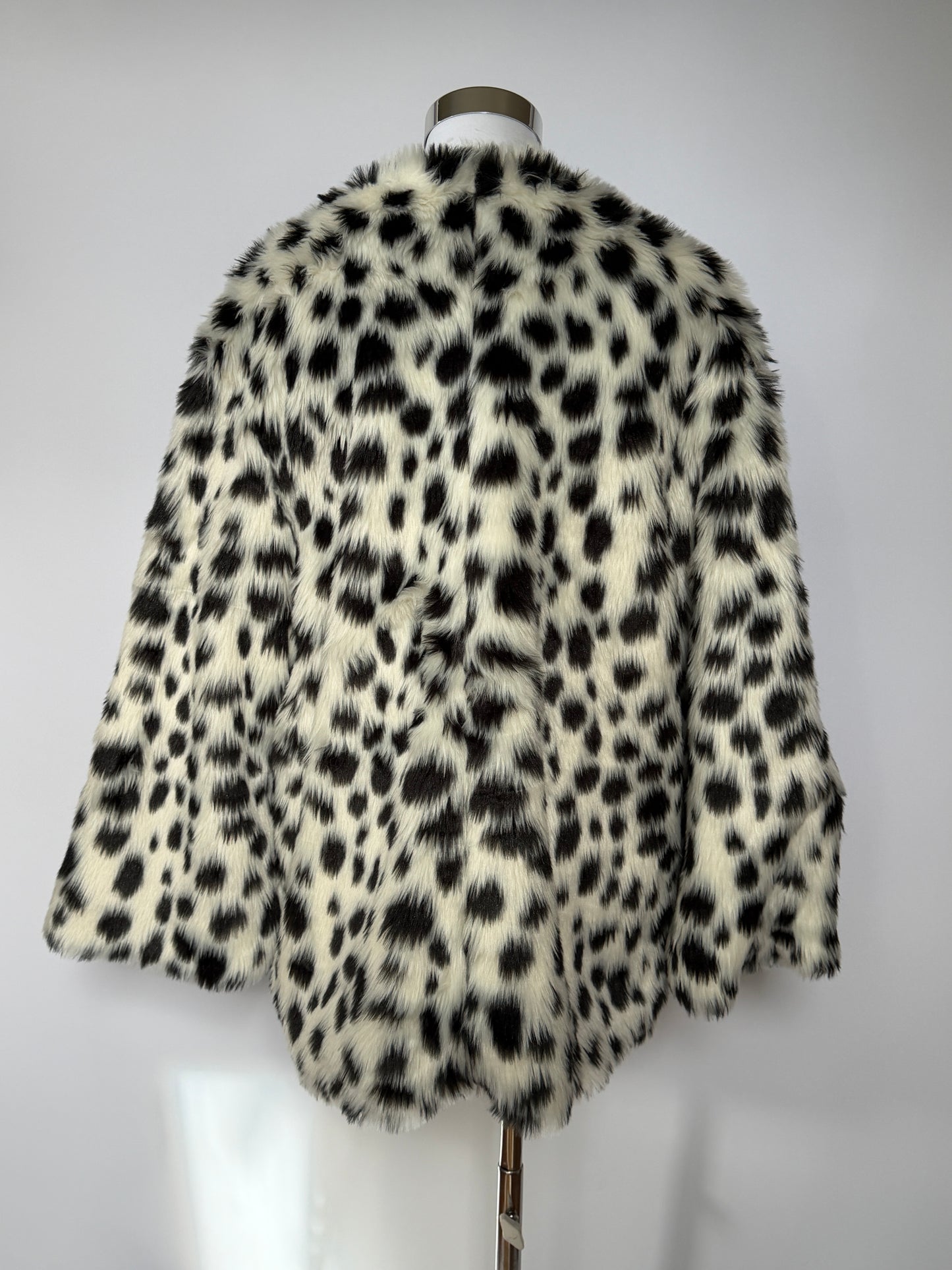 Faux Fur Coat 062 (L/XL)