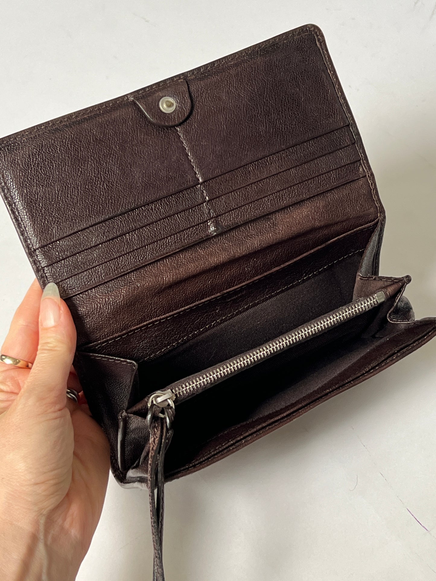 Chloe Horse Charm Leather Wallet — Brown