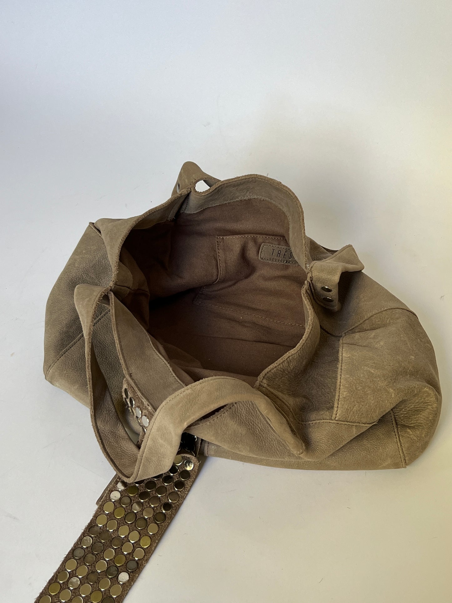 TRES Studded Leather Tote — Distressed Taupe