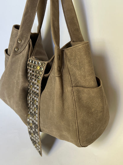 TRES Studded Leather Tote — Distressed Taupe