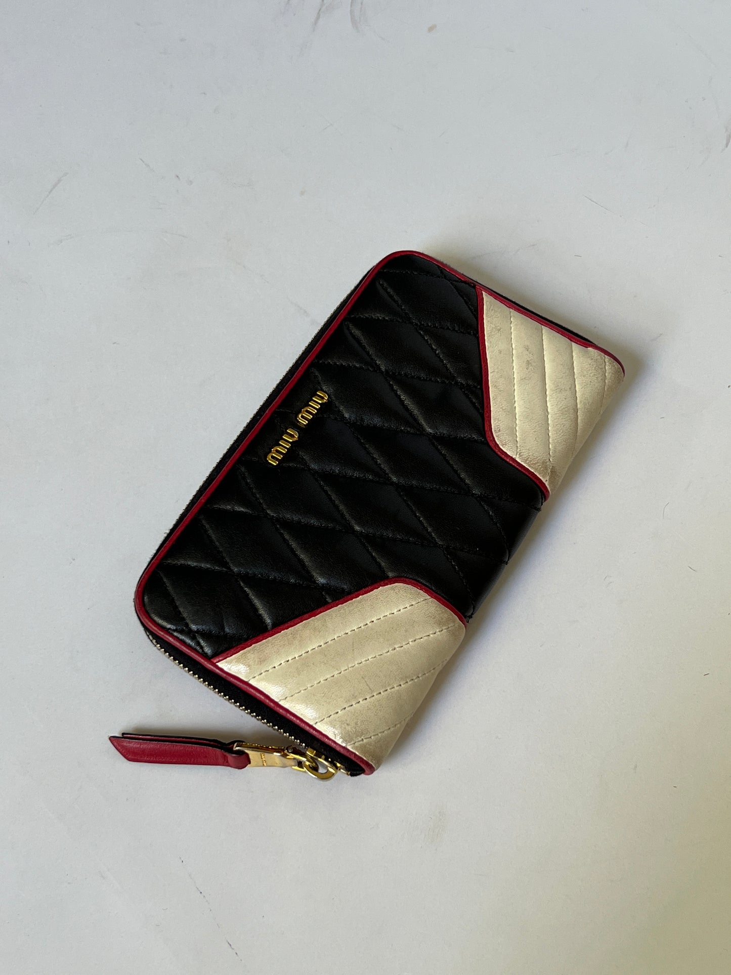 Miu Miu Tricolour Quilted Leather Zip Wallet