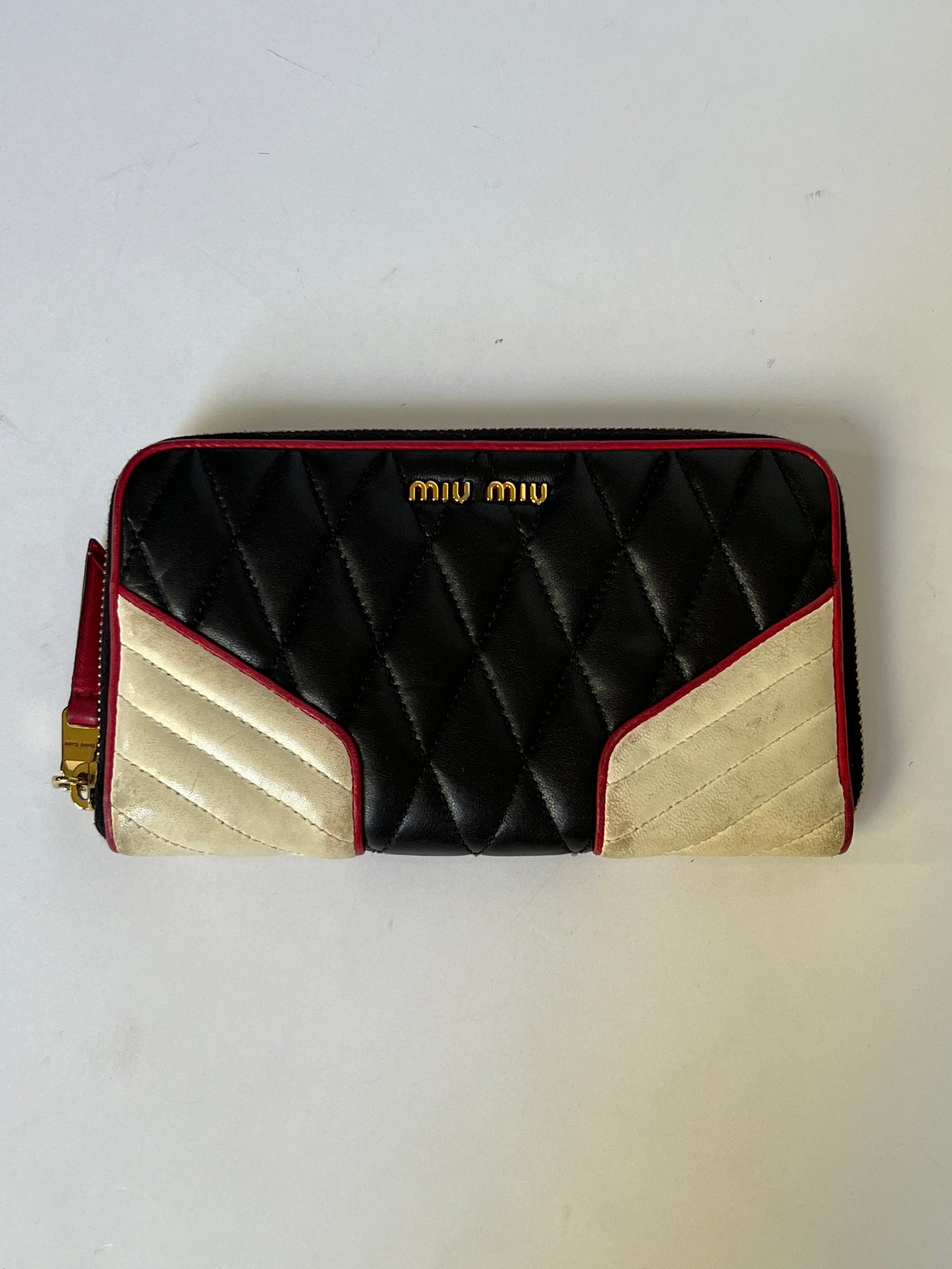 Miu Miu Tricolour Quilted Leather Zip Wallet