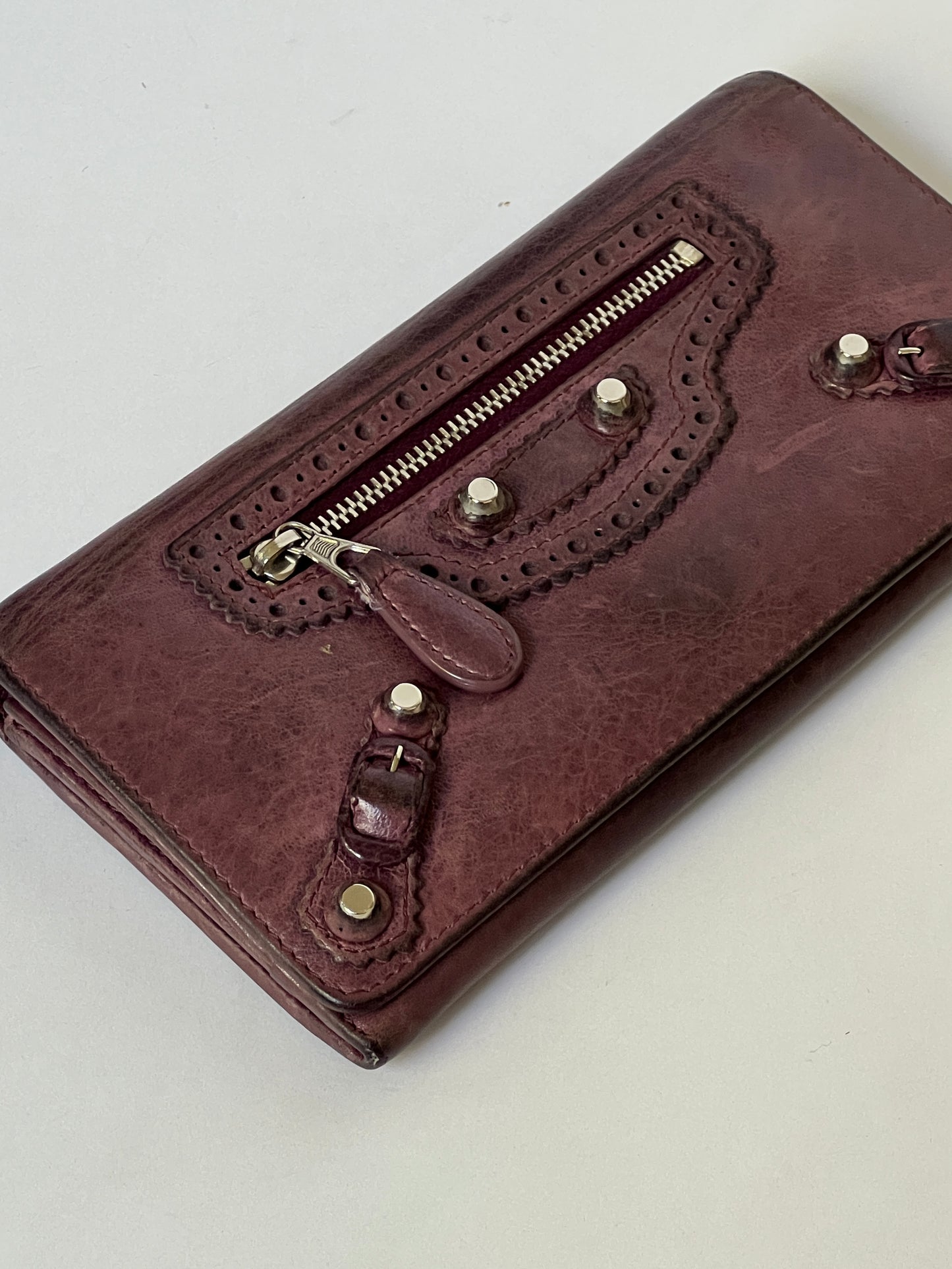 Balenciaga Classic City Leather Wallet – Aubergine