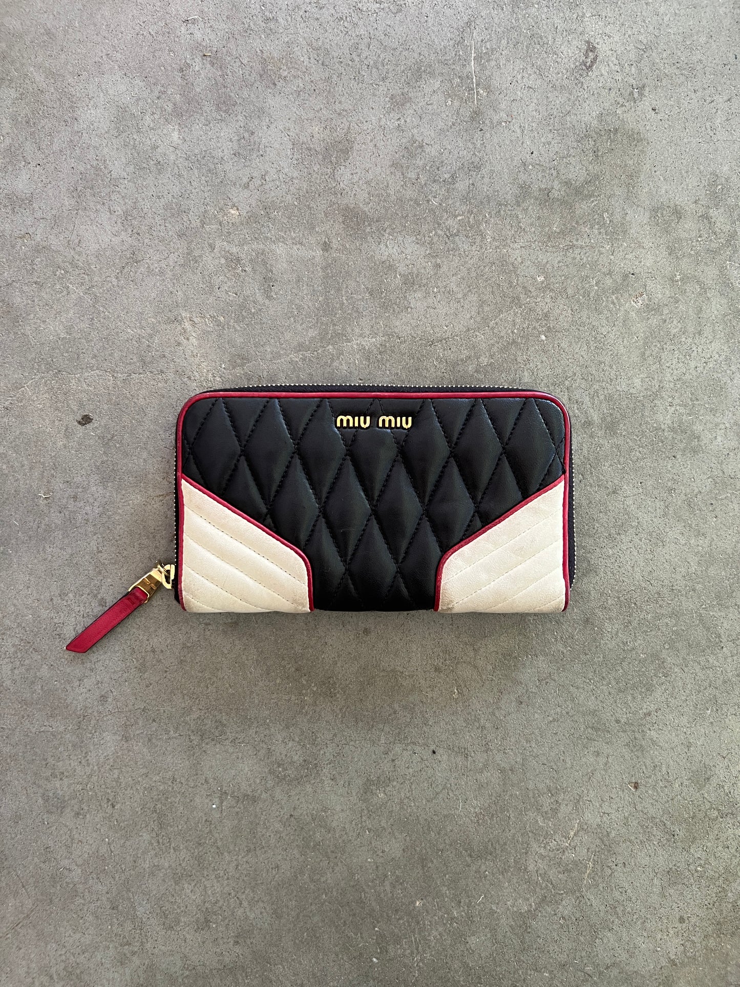 Miu Miu Tricolour Quilted Leather Zip Wallet