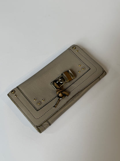 Vintage Chloé Paddington grey iridescent leather zip wallet with padlock detail — view 11
