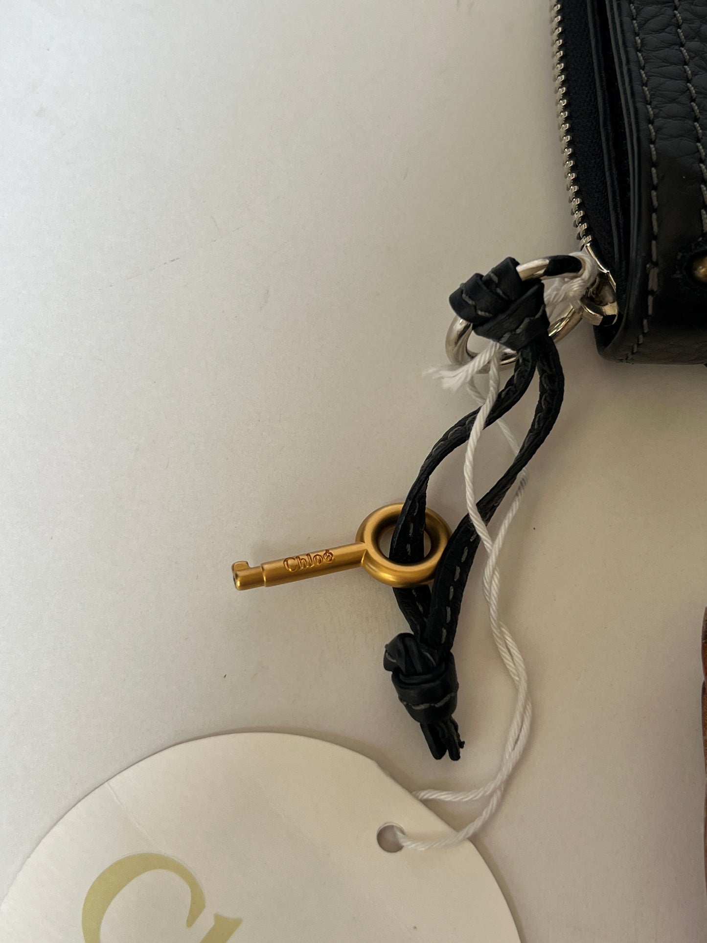 Chloé Paddington Short Zip Wallet — Black