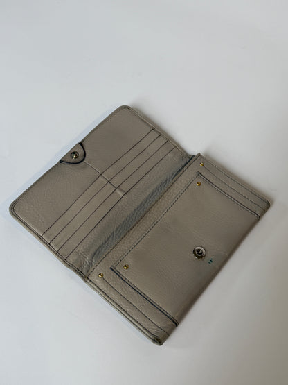 Vintage Chloé Paddington grey iridescent leather zip wallet with padlock detail — view 5