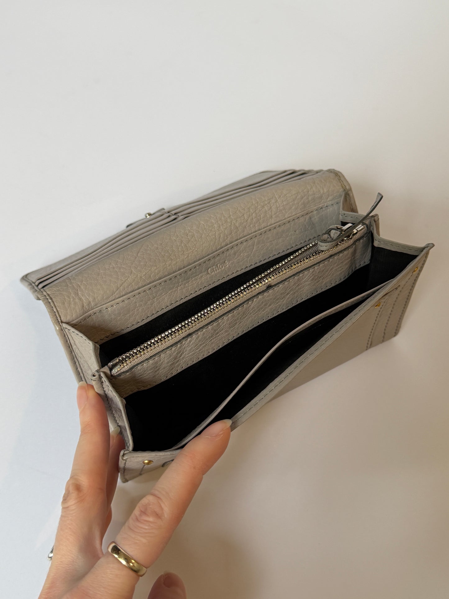 Vintage Chloé Paddington grey iridescent leather zip wallet with padlock detail — view 7