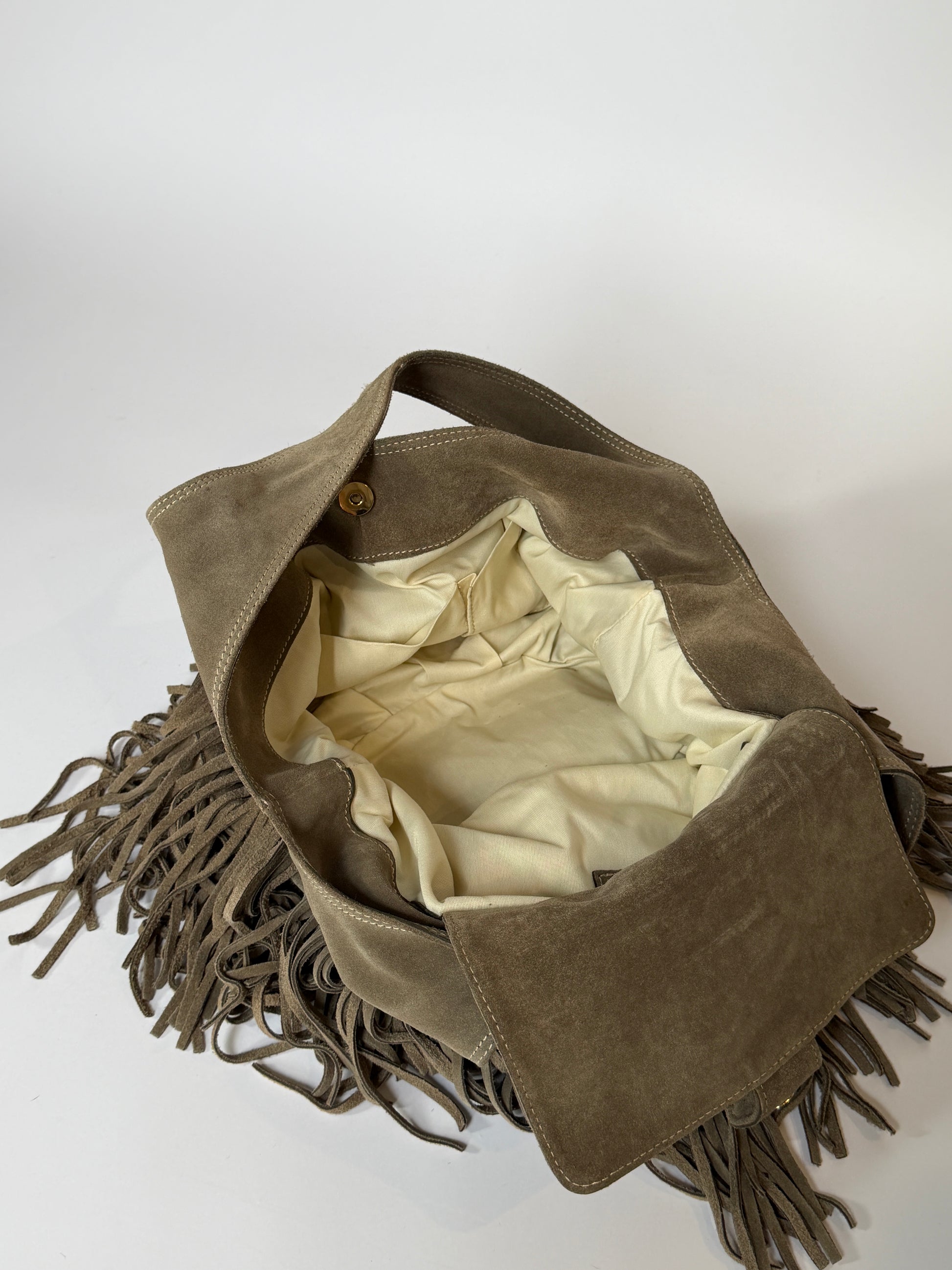Vintage Guias grey suede fringe hobo bag made in Italy — view 5