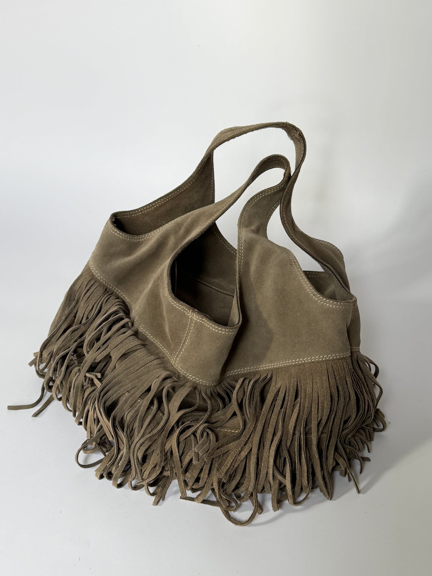 Vintage Guias grey suede fringe hobo bag made in Italy — view 2