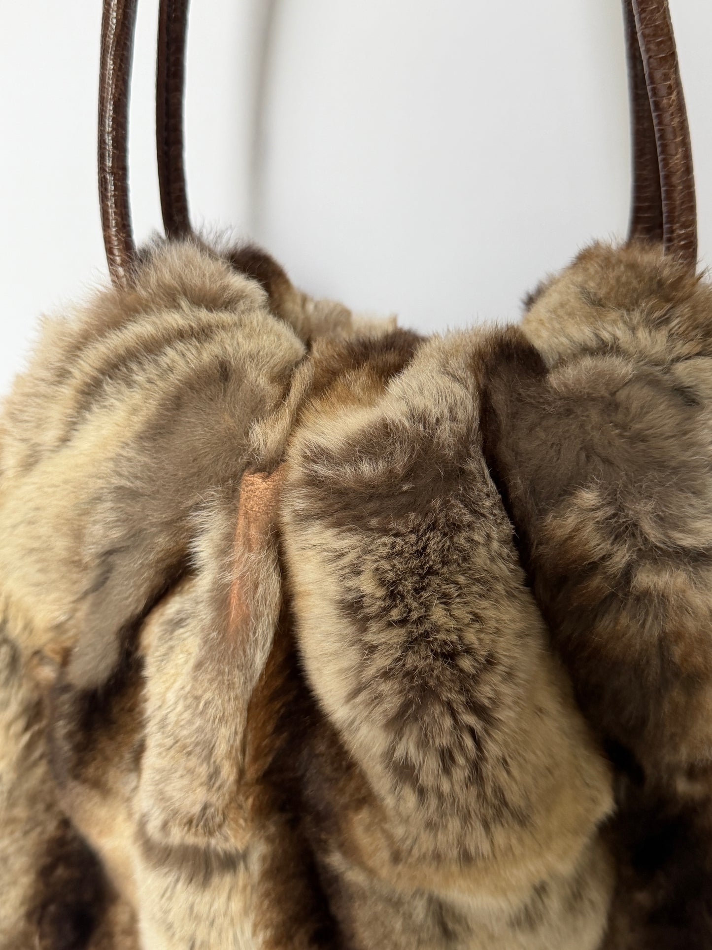 Vintage Roberta Gandolfi brown rabbit fur drawstring tote bag made in Italy — view 10
