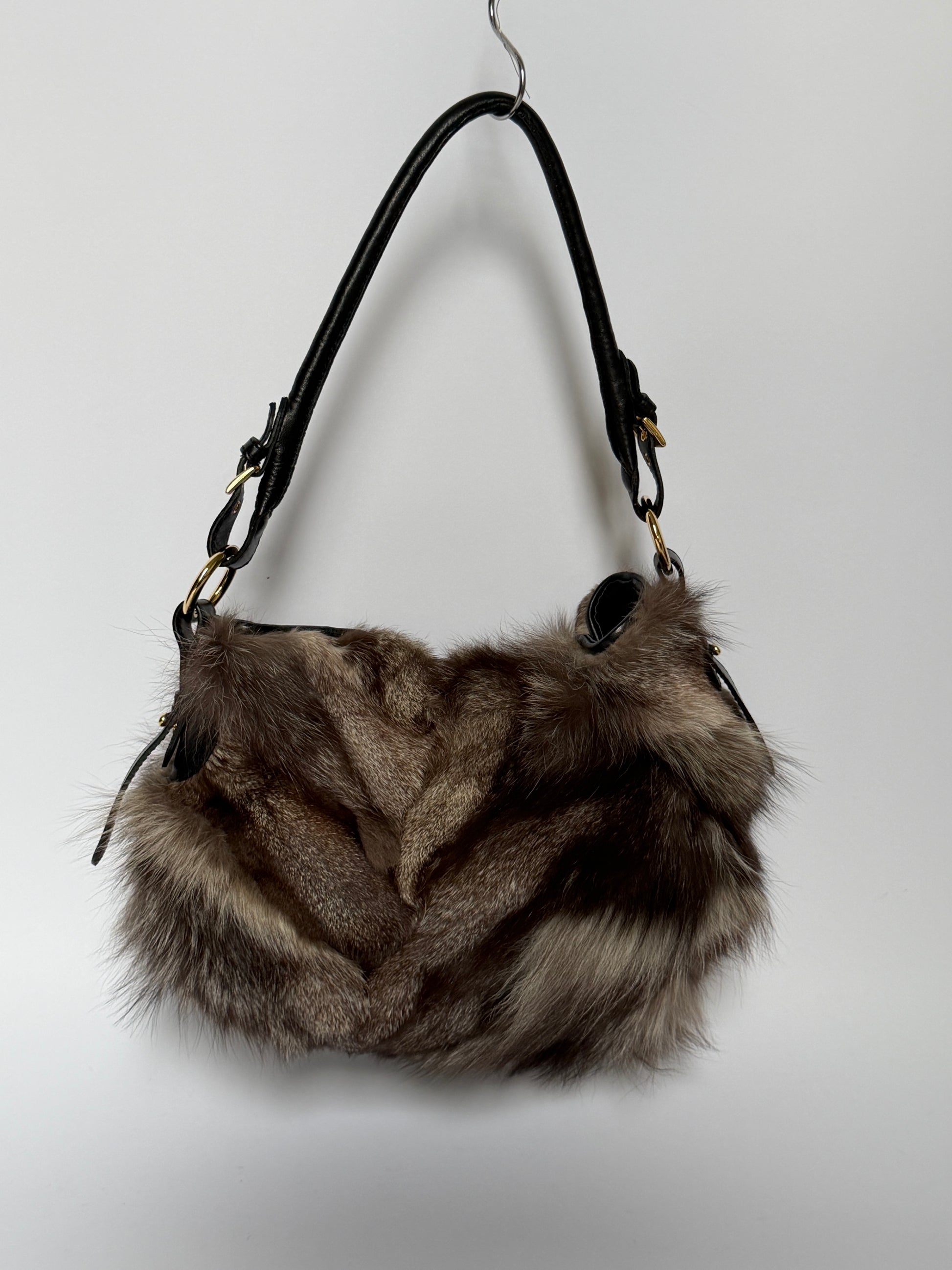 Vintage Paolo Masi genuine fur and black leather shoulder bag made in Italy — view 2