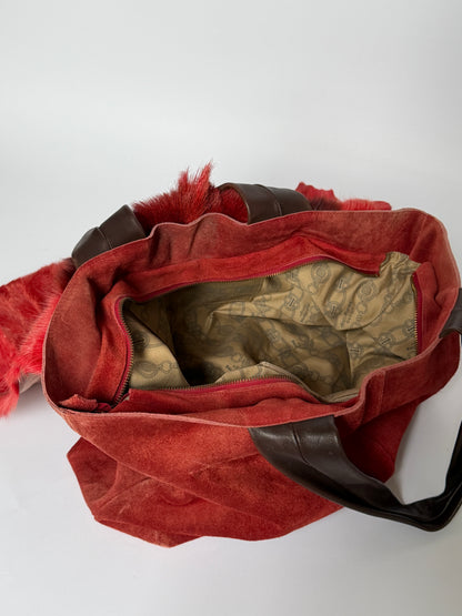 Anti-Forme Design red suede tote bag with hair-on cowhide flap, made in Japan — view 9