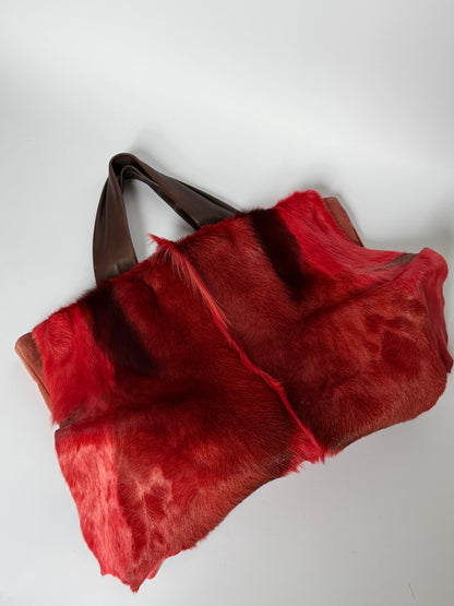 Anti-Forme Design red suede tote bag with hair-on cowhide flap, made in Japan — view 6