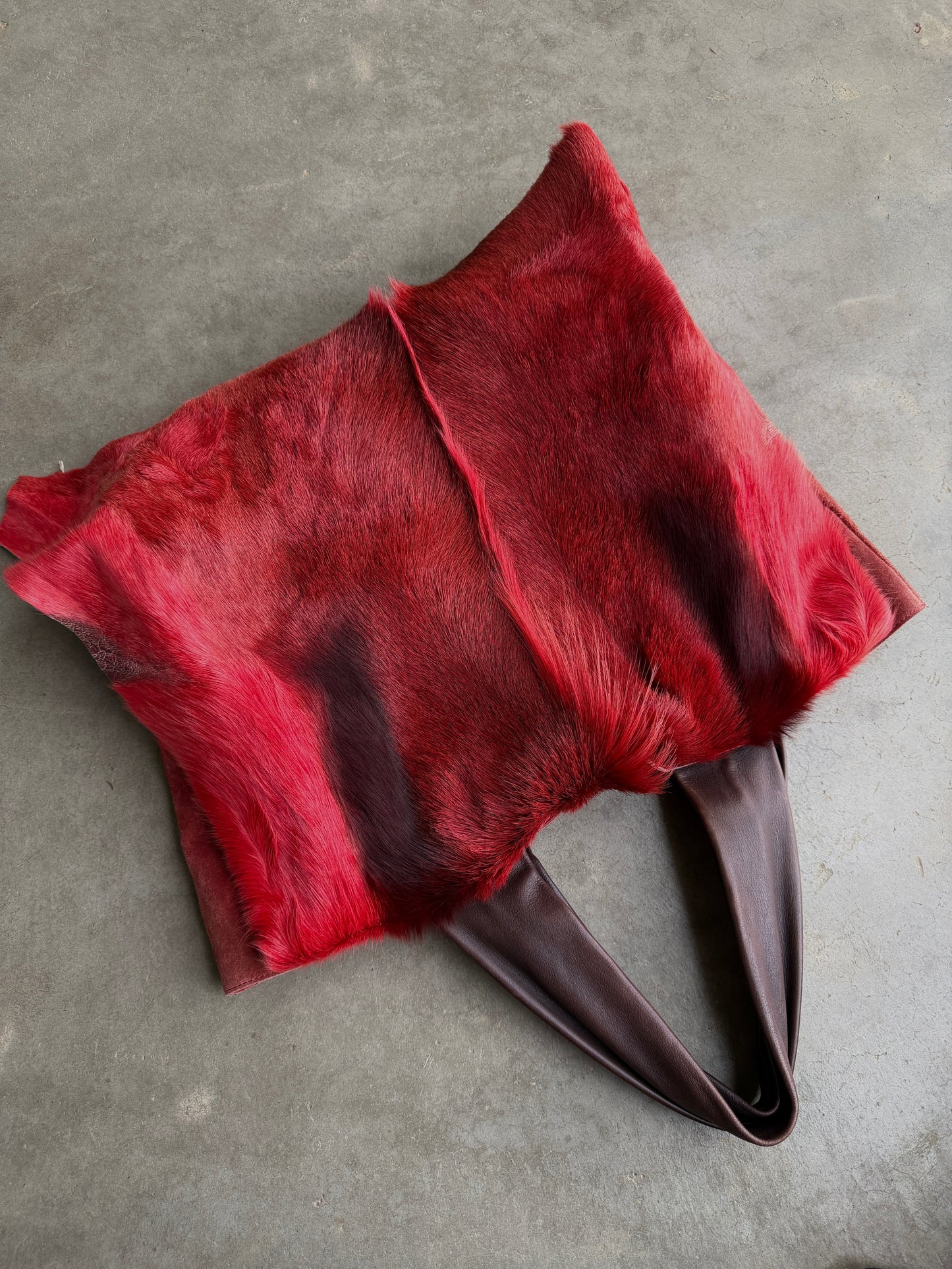 Anti-Forme Design red suede tote bag with hair-on cowhide flap, made in Japan — view 2