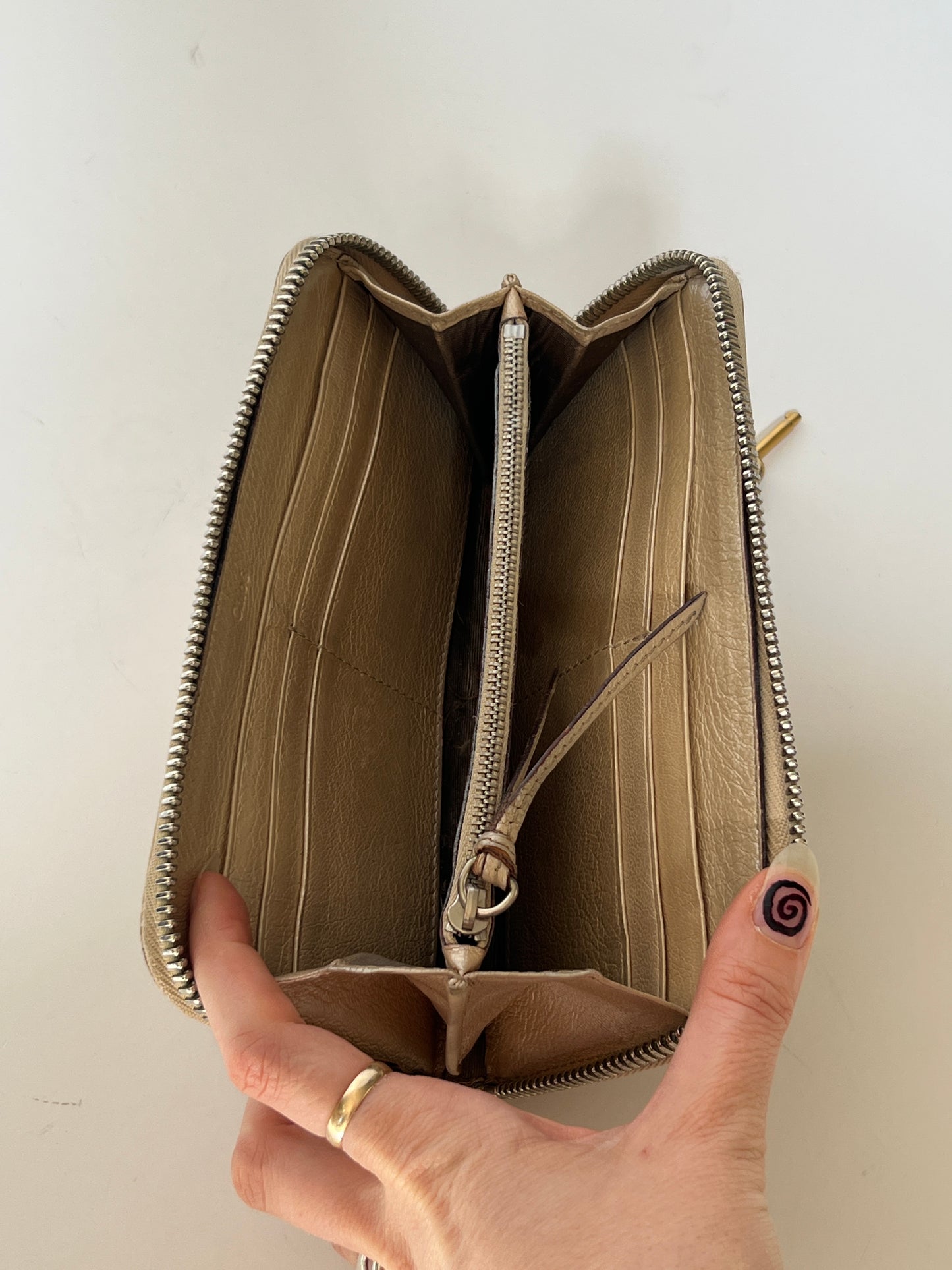 Chloé Paddington Iridescent Leather Zip Wallet