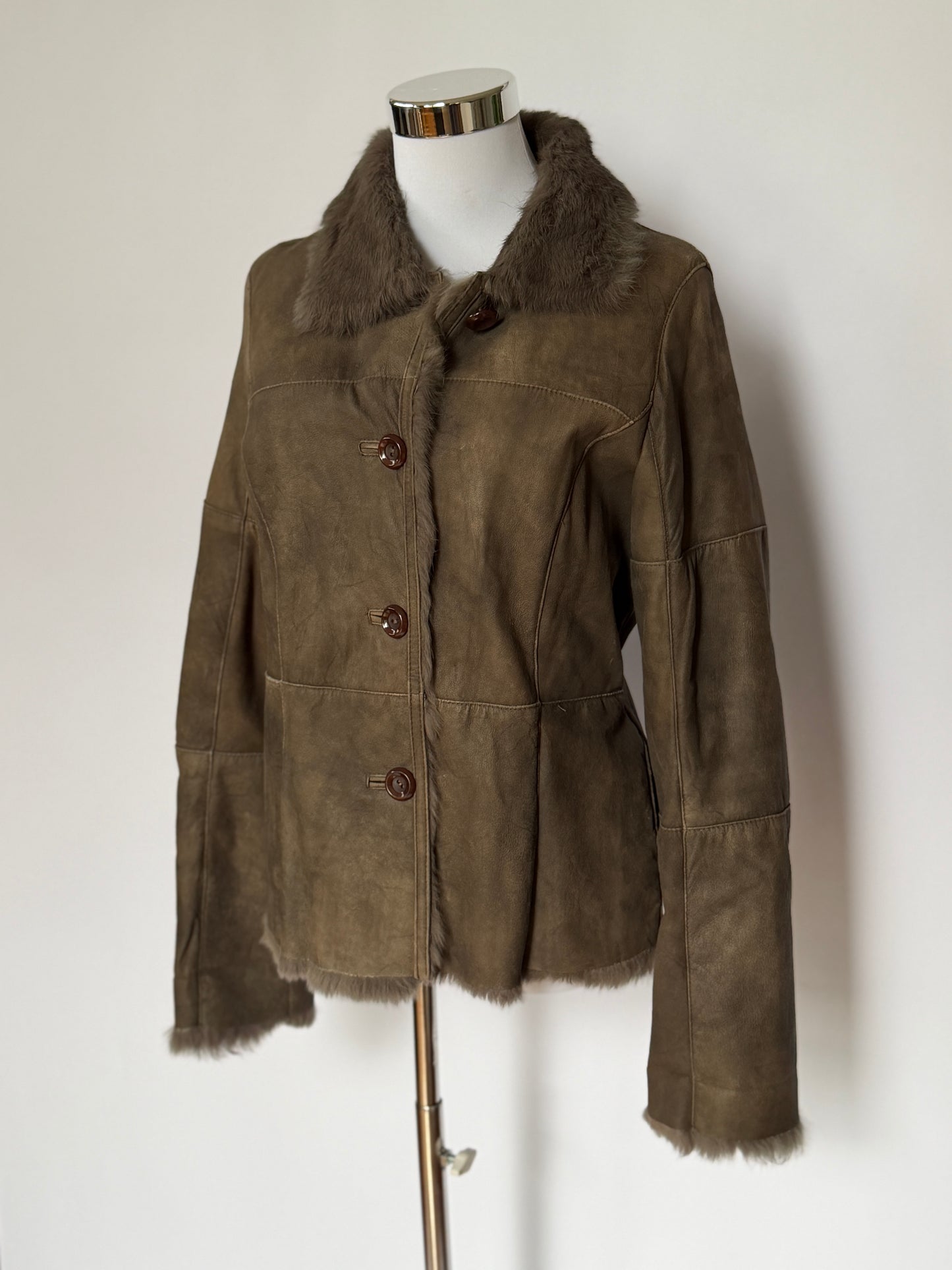 Fur Coat 100 (S/M)