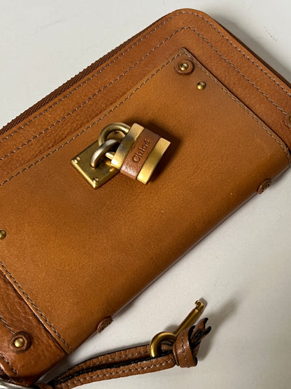 Chloé Paddington Leather Zip Wallet — Tan