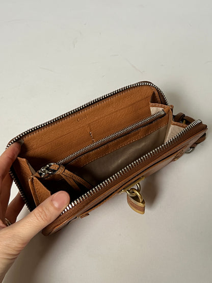 Chloé Paddington Leather Zip Wallet — Tan