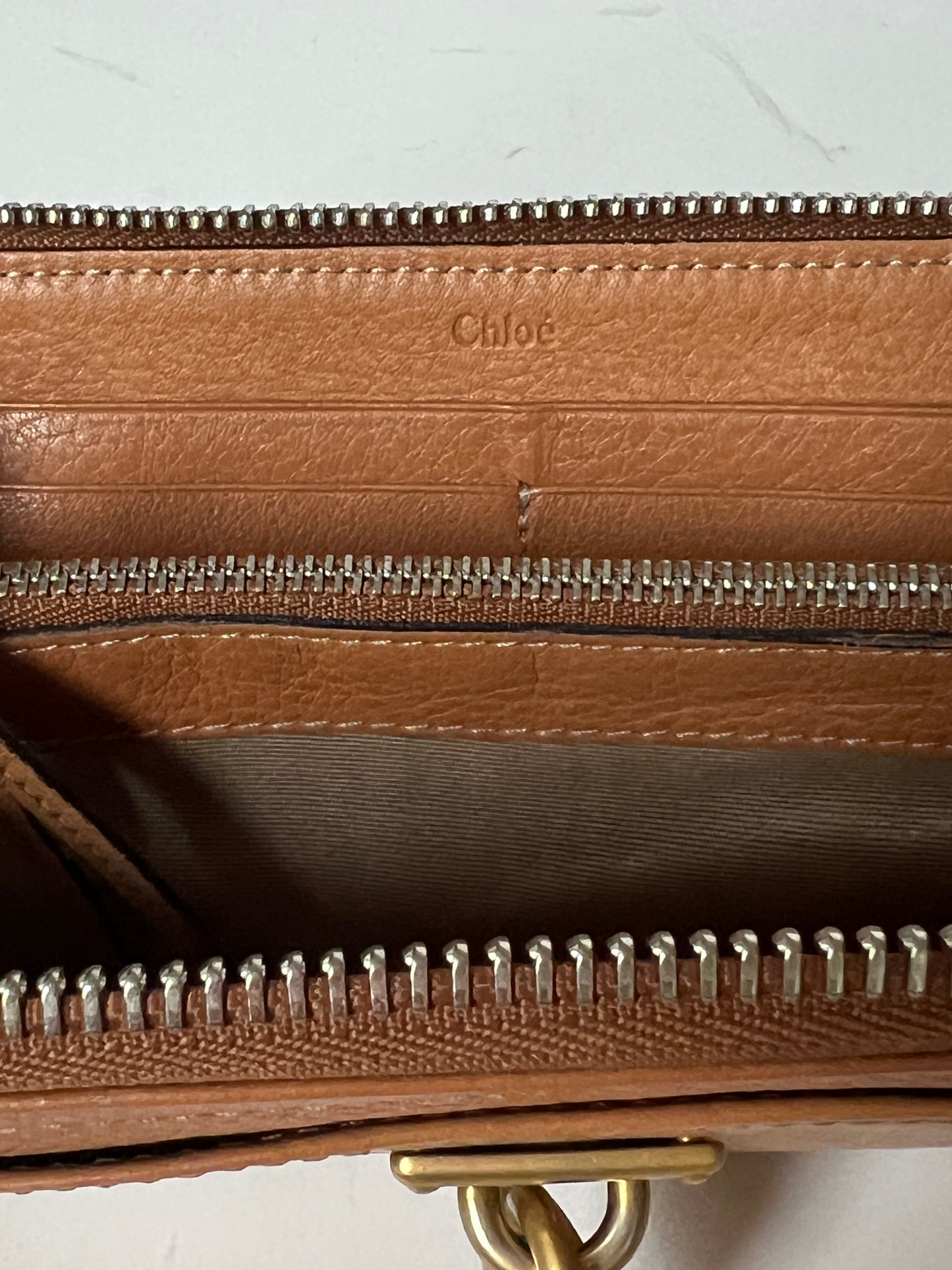 Chloé Paddington Leather Zip Wallet — Tan