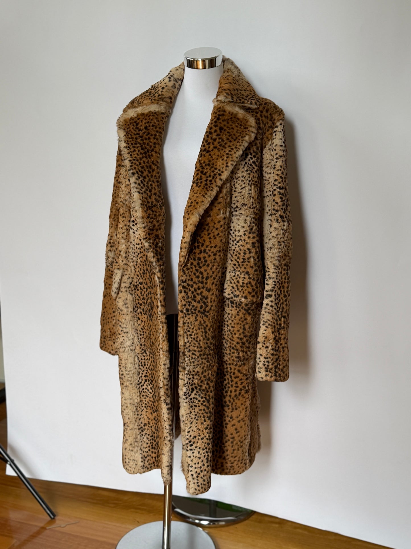 Fur Coat 101 (L/XL)