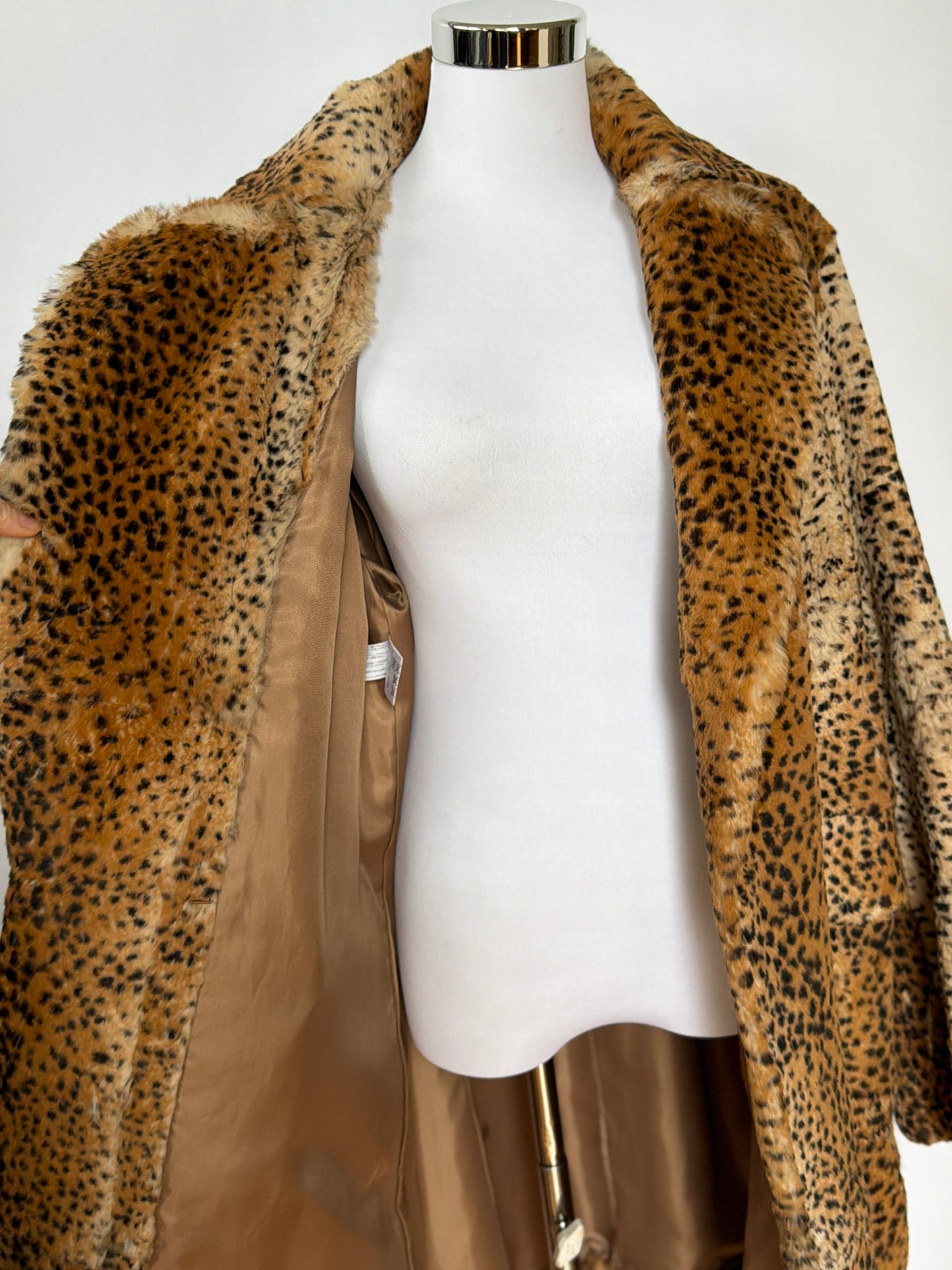 Fur Coat 101 (L/XL)
