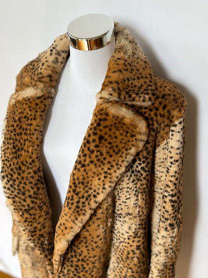 Fur Coat 101 (L/XL)