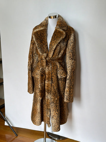 Fur Coat 101 (L/XL)