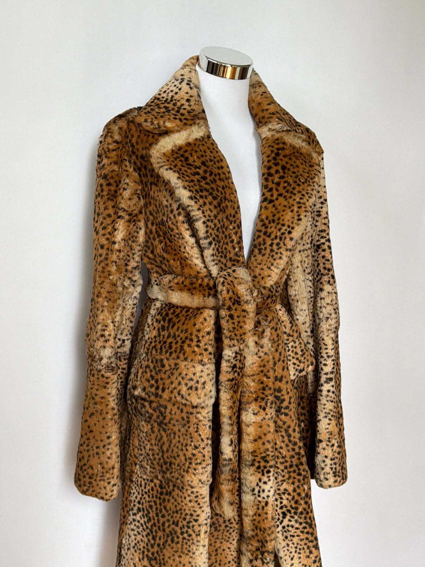 Fur Coat 101 (L/XL)