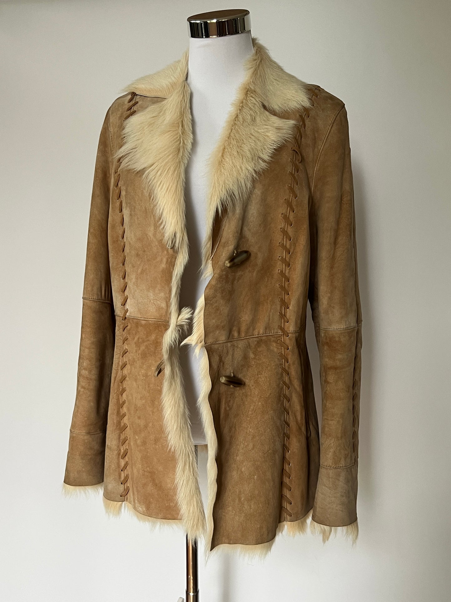Fur Coat 001 (Size L/XL)