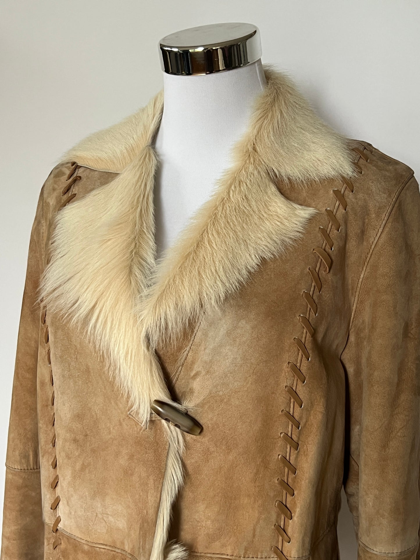 Fur Coat 001 (Size L/XL)
