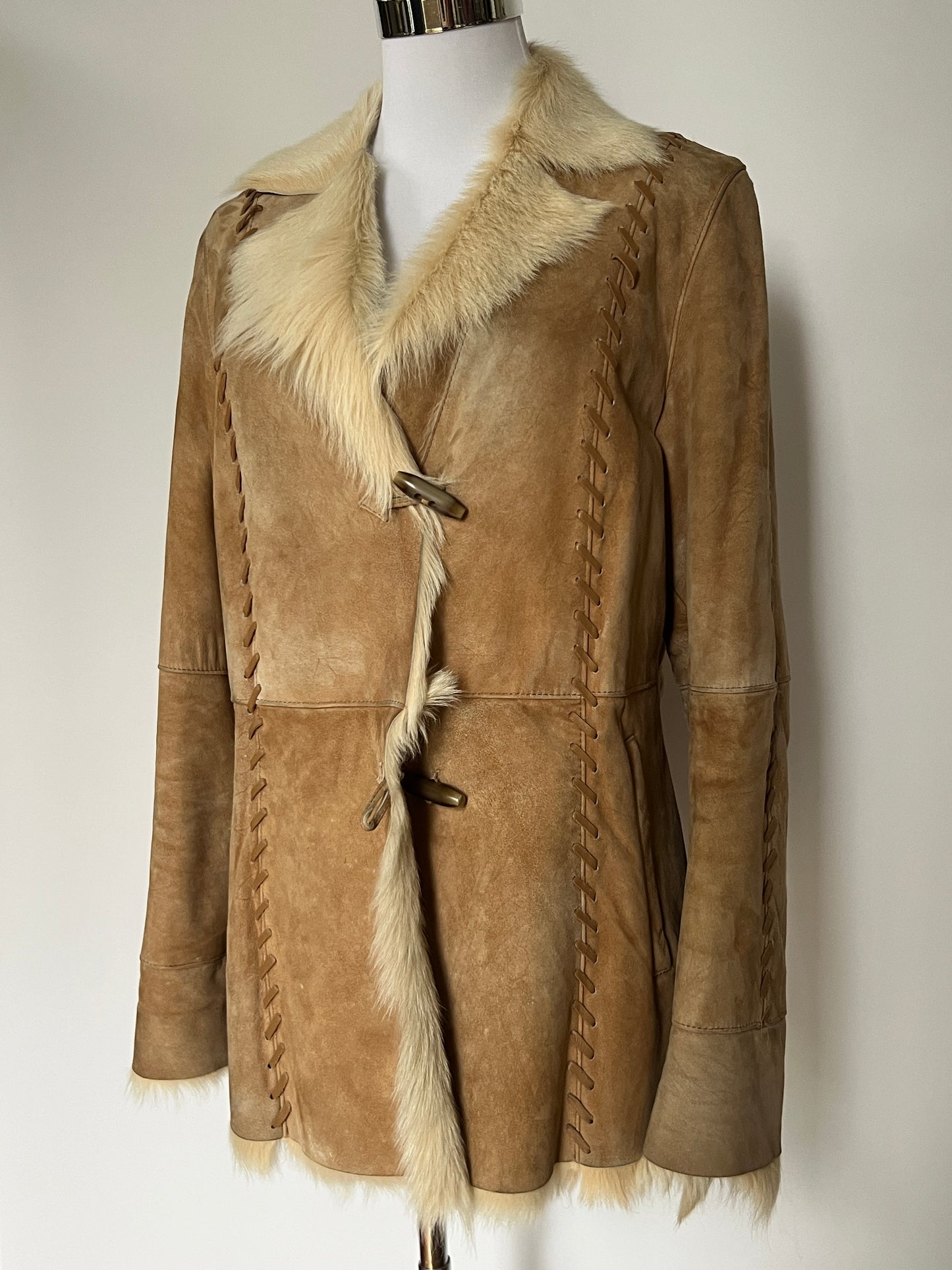 Fur Coat 001 (Size L/XL)