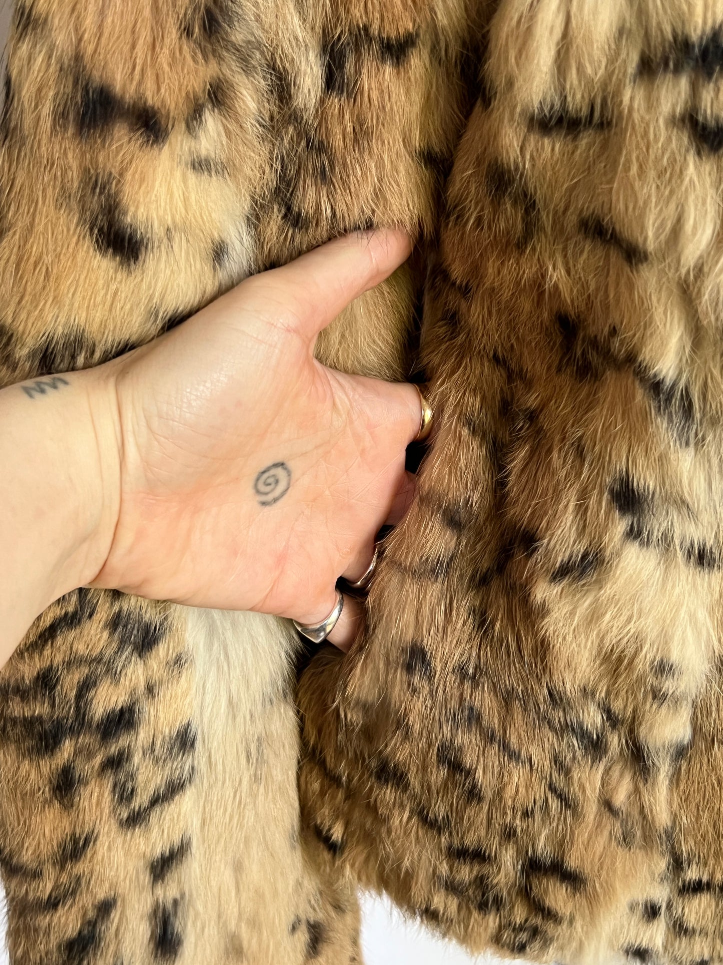 Fur Coat 005 (Size S/M)
