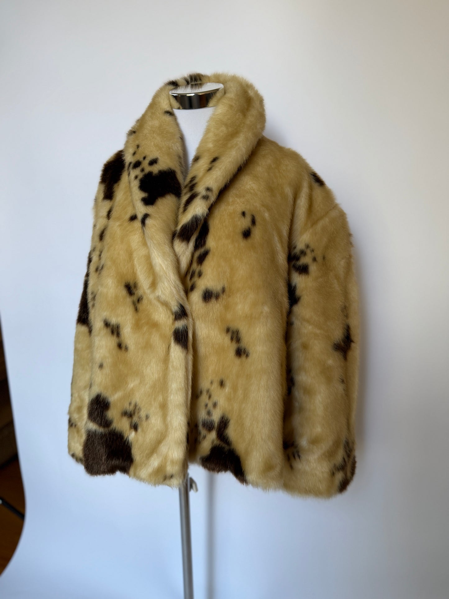 Faux Fur Coat 120 (M-XL)