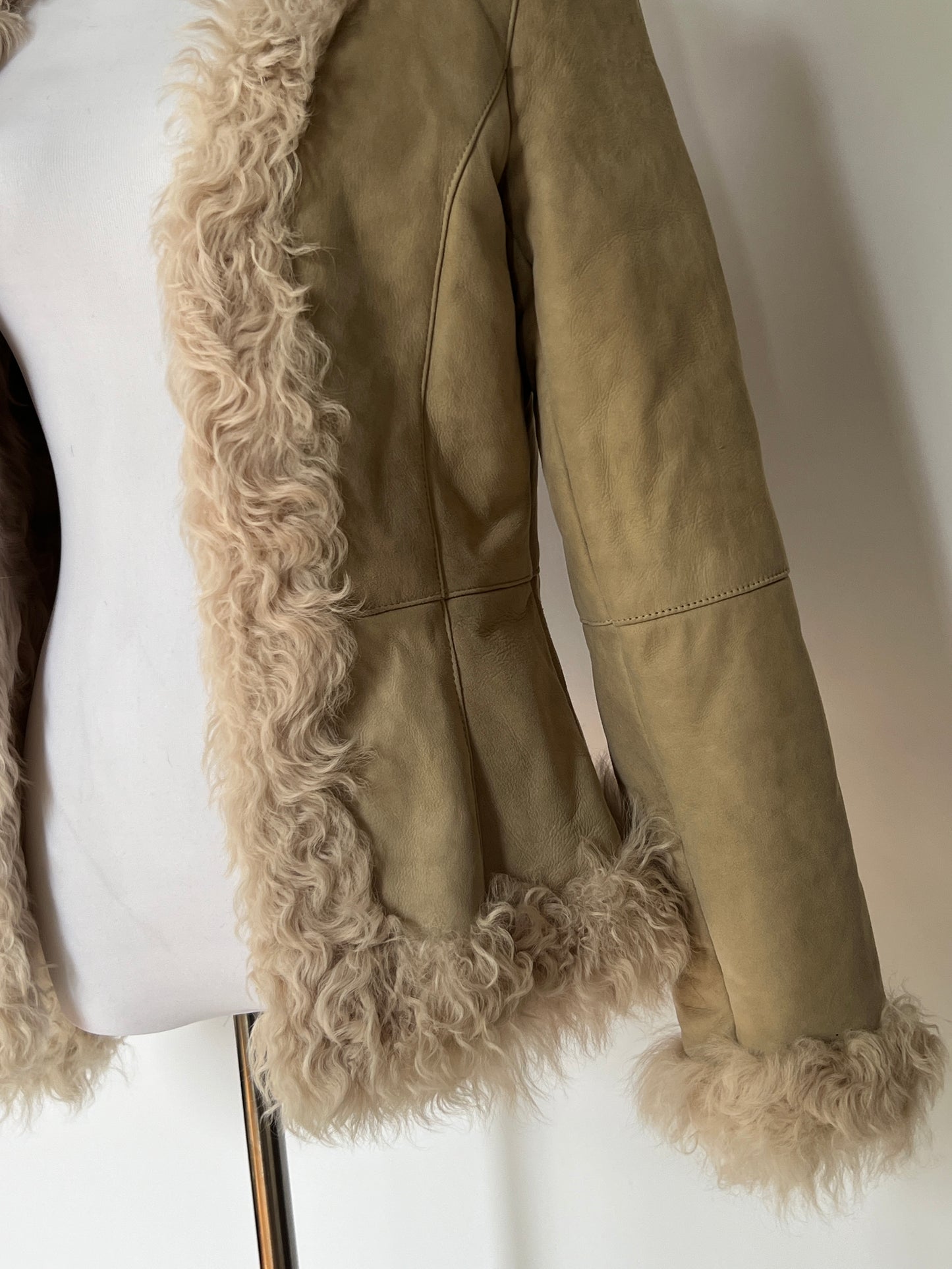 Fur Coat 011 (Size XS)
