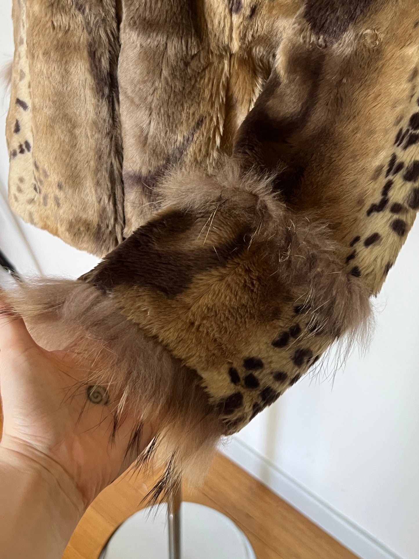 Faux Fur Coat 022 (S/M)