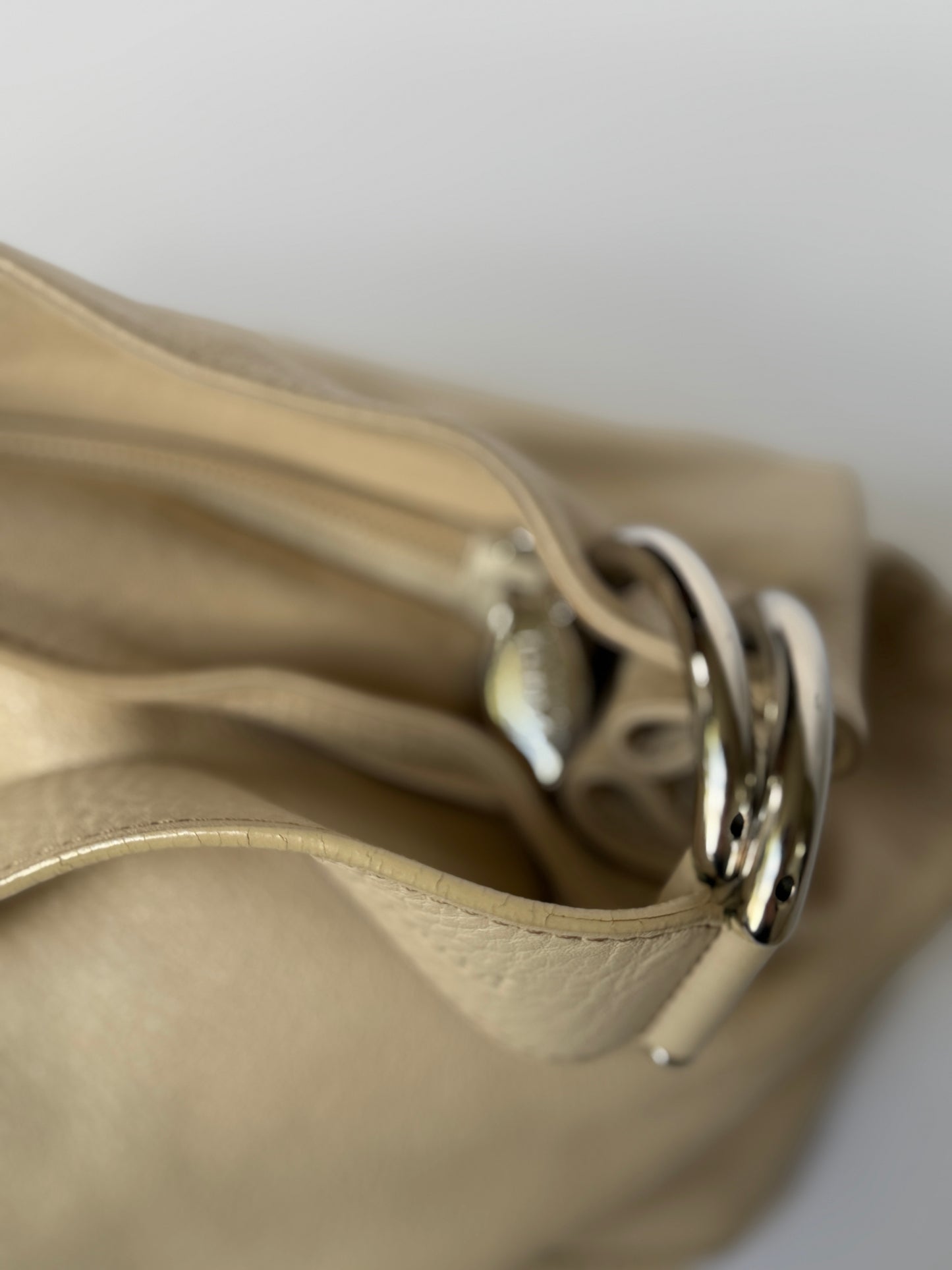 Ivory O Ring Shoulder Bag