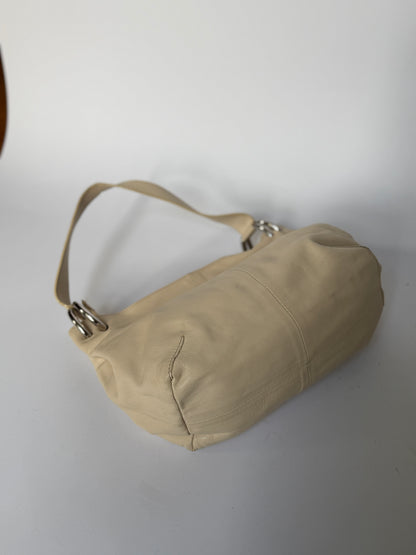 Ivory O Ring Shoulder Bag