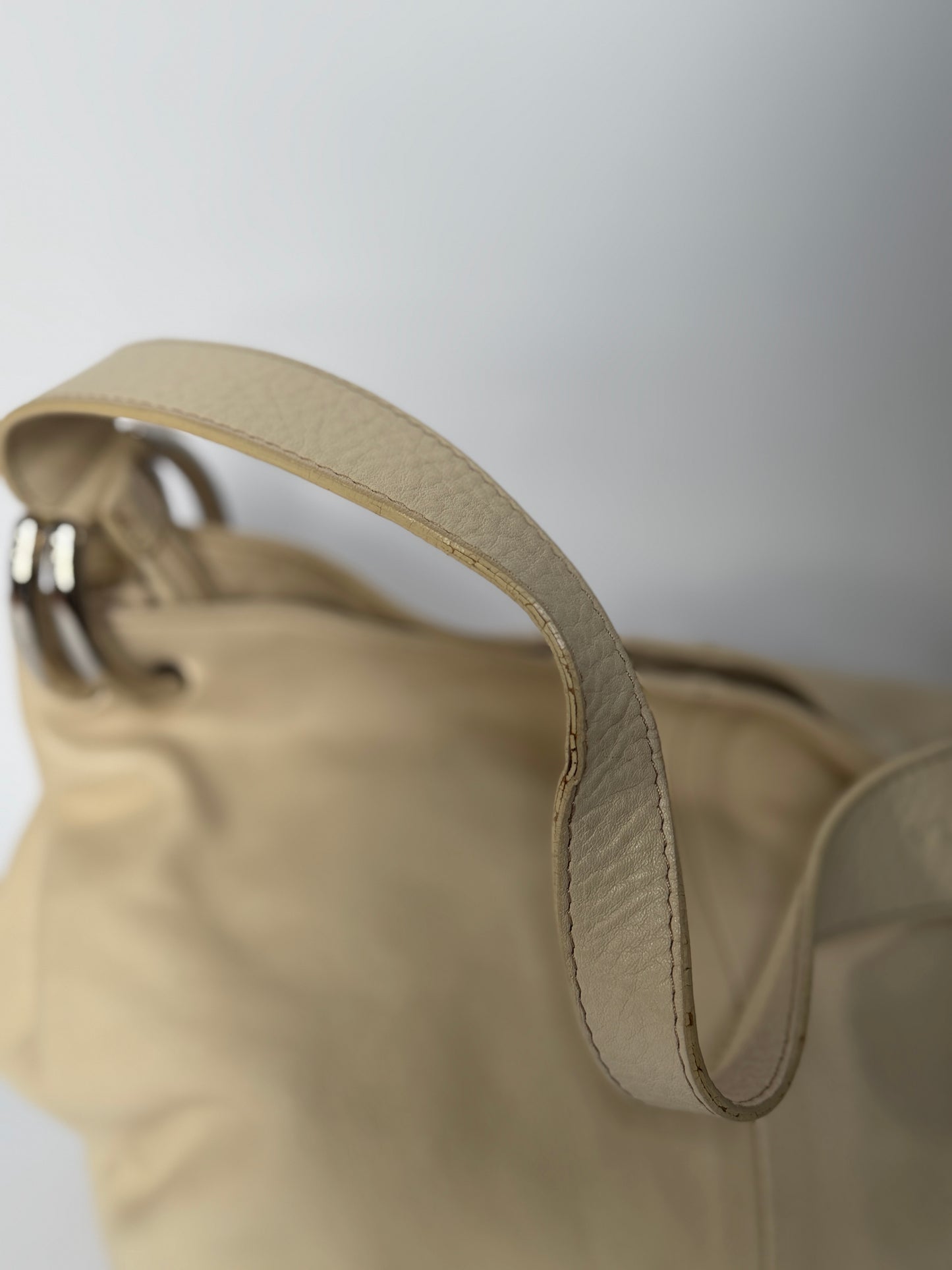 Ivory O Ring Shoulder Bag